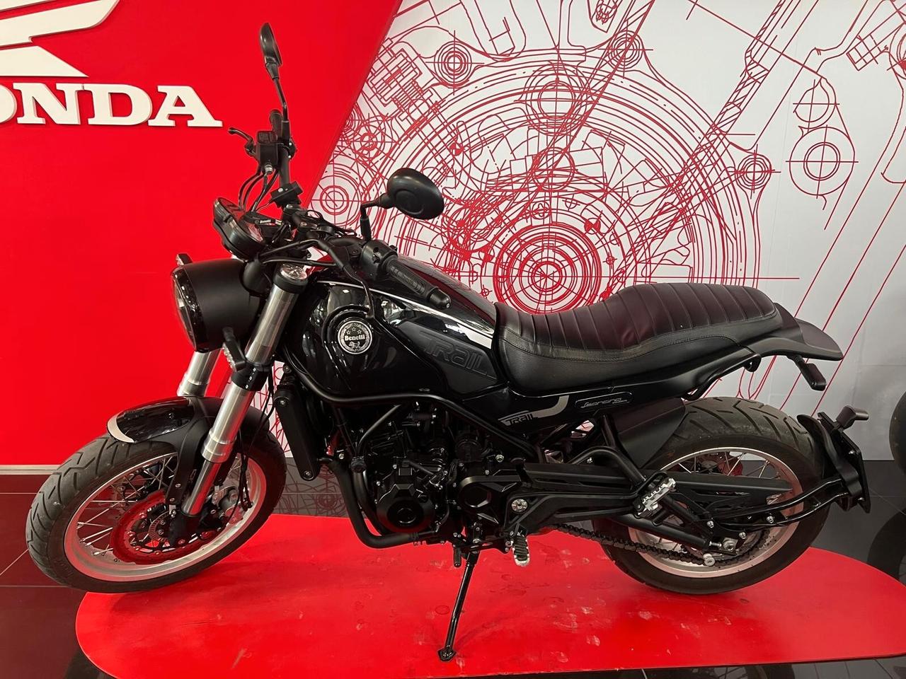 Benelli Leoncino 500 Trail 2022