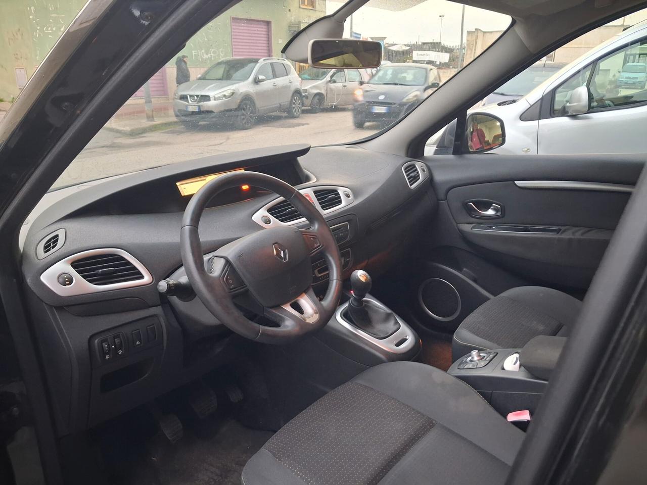 Renault Scenic X Mod 1.5 dci 2009