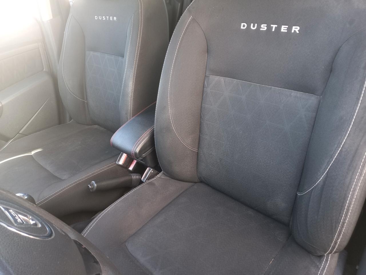 Dacia Duster 1.6 Gpl di Serie 105CV 4x2 Lauréate