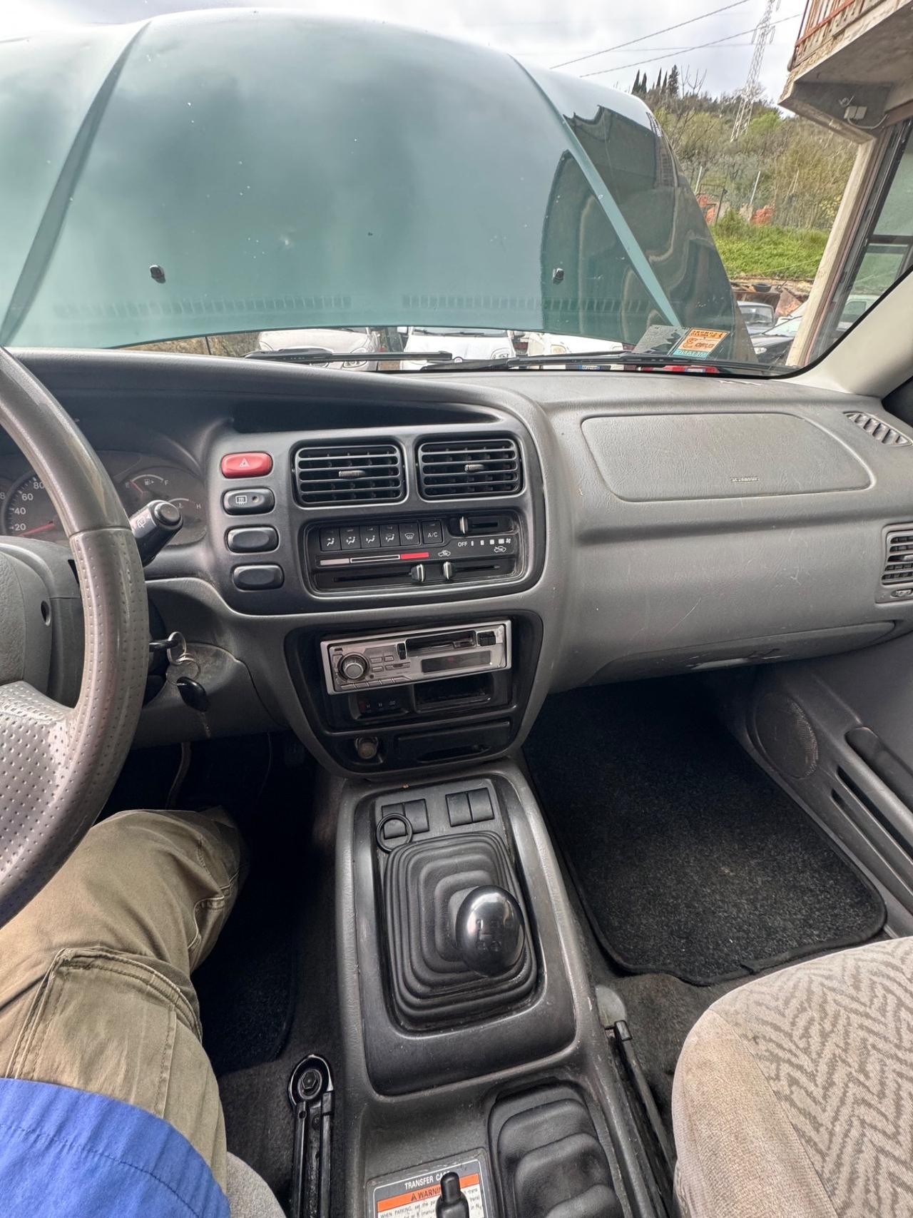 Suzuki Grand Vitara 1.6i 16V cat 3 porte