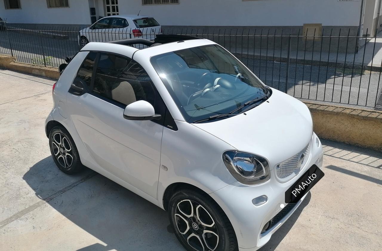 Smart ForTwo 70 1.0 cabrio Passion Navy