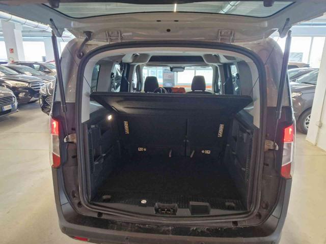 FORD Tourneo Courier 1.0 EcoBoost Titanium
