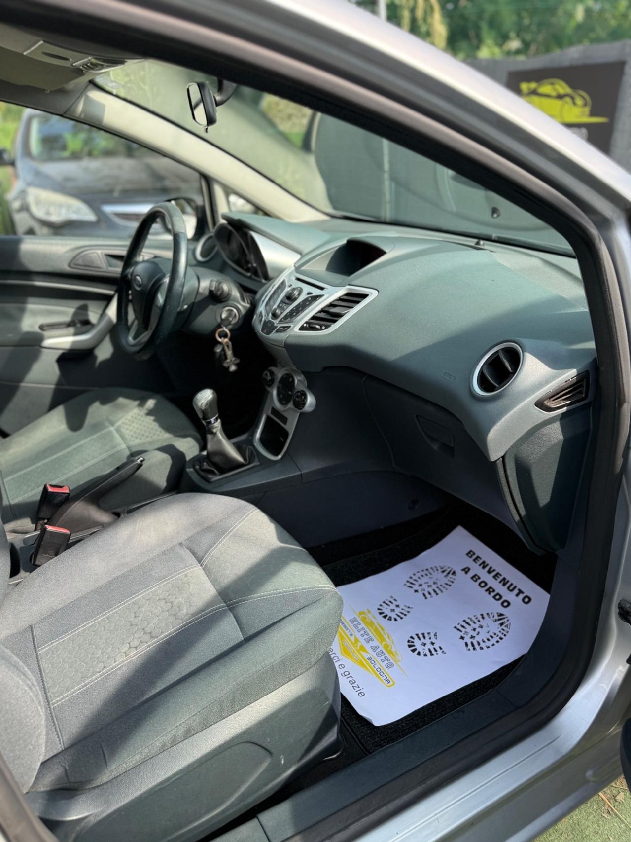 Ford FIESTA 1.4 GPL TITANIUM 5 PORTE NEOPATENTATI