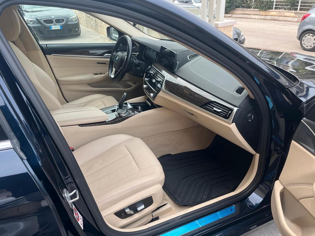 Bmw 520 d xDrive Touring Luxury