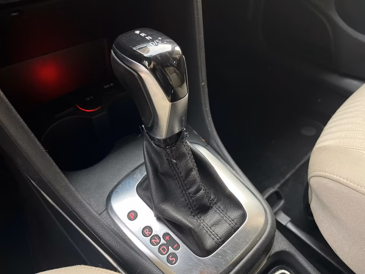 Volkswagen Polo 1.6 TDI - AUTOMATICA - 2013