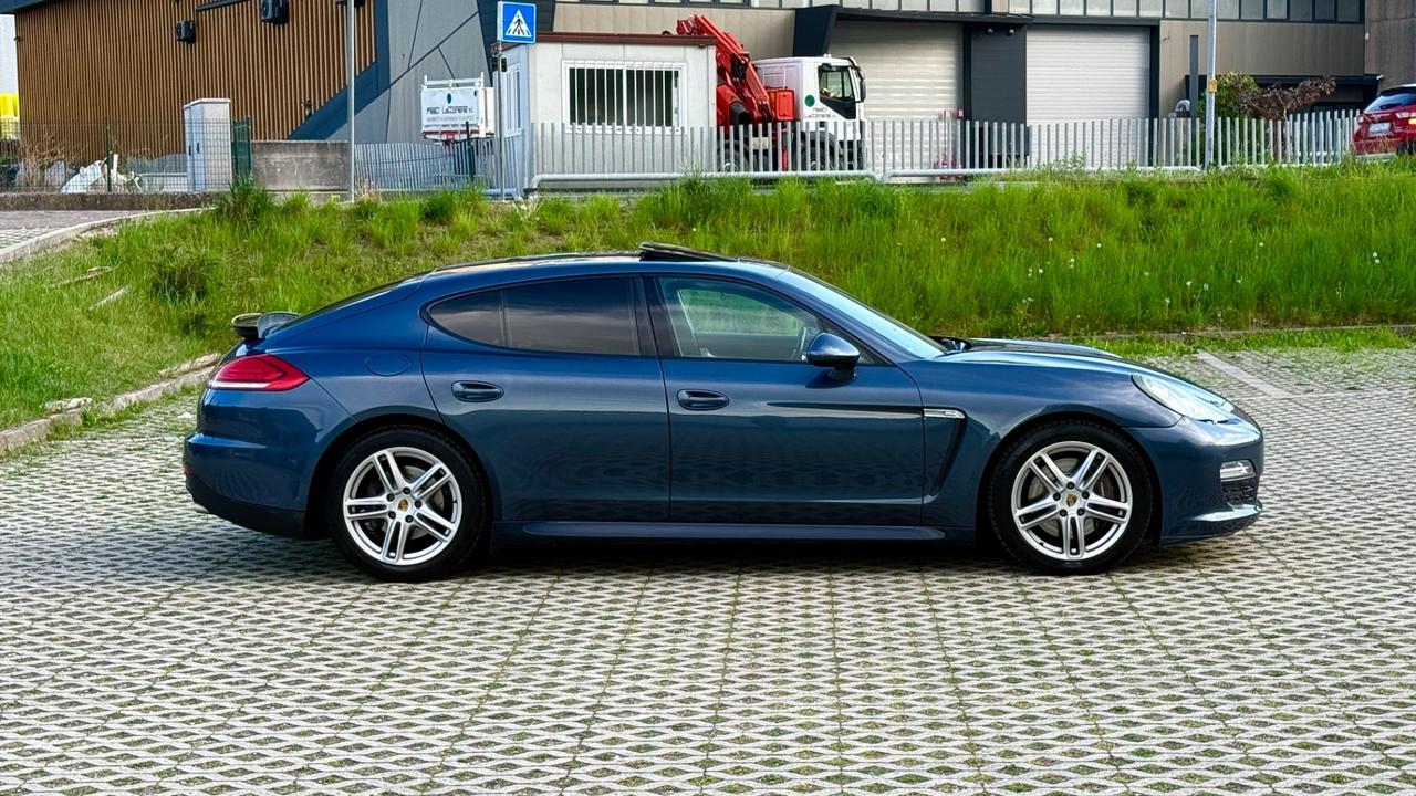 Porsche Panamera 3.6 i 300cv 4x4 Semi Nuova