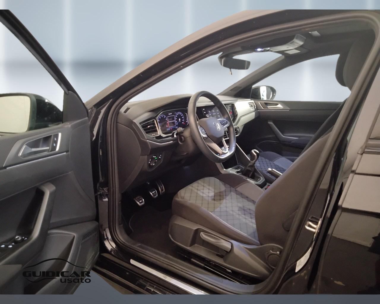 VOLKSWAGEN Taigo - Taigo 1.0 tsi R-Line 110cv