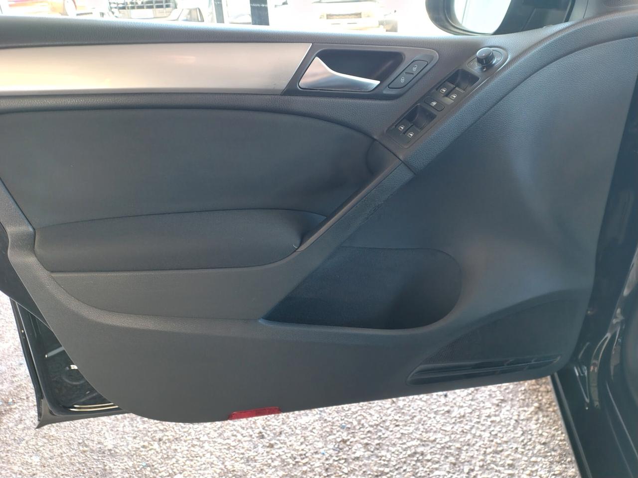 Volkswagen Golf Business 1.6 TDI 5p. Highline