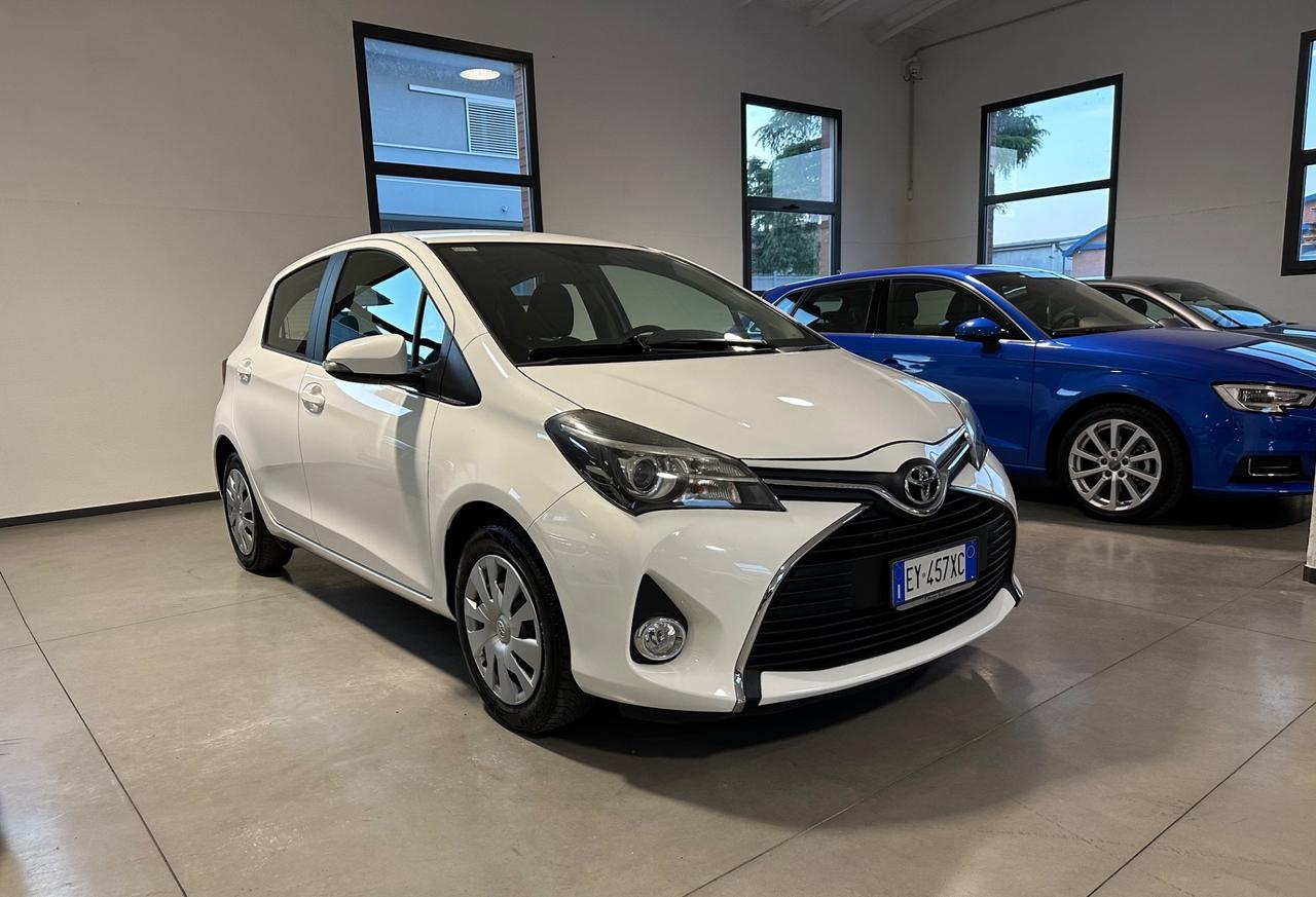 Toyota Yaris 1.0 5 porte Lounge