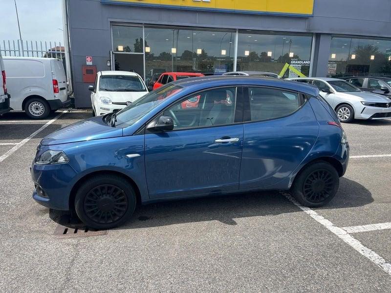 Lancia Ypsilon Ypsilon 1.0 FireFly 5 porte S&S Hybrid Silver