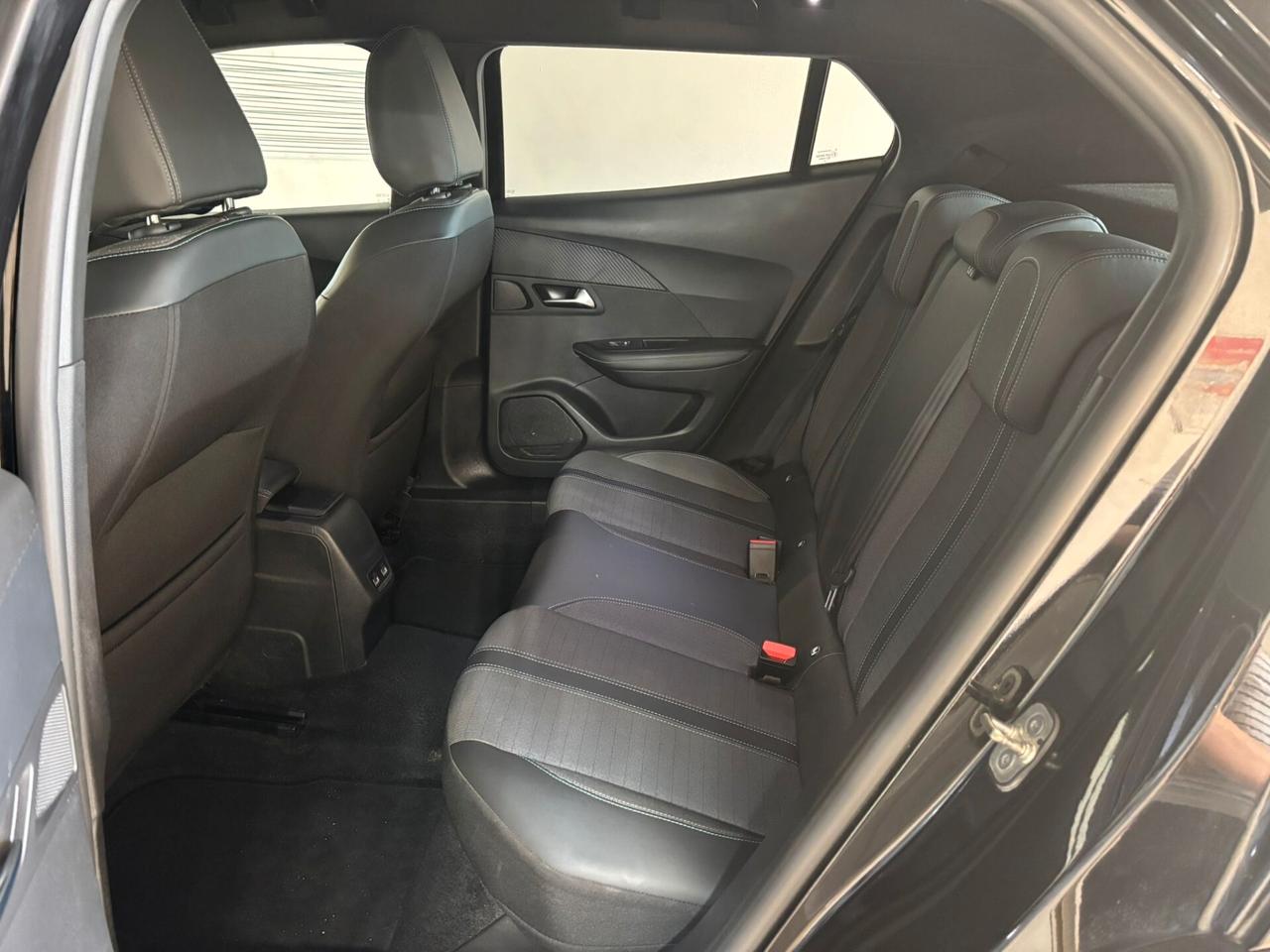 Peugeot 2008 1.2 BENZINA 101 CV