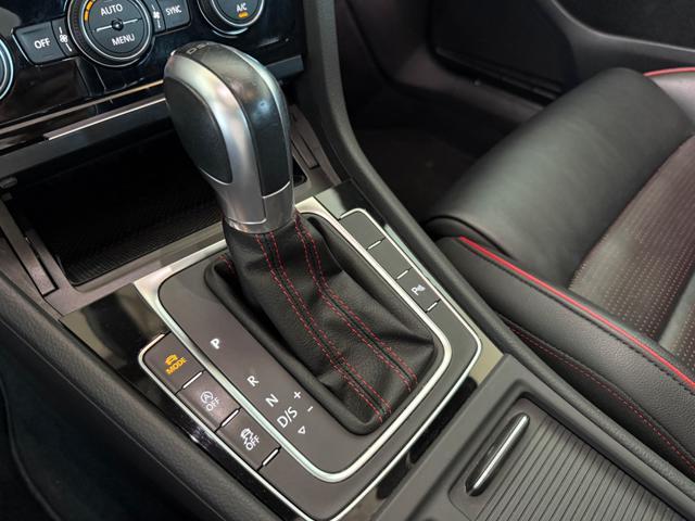 VOLKSWAGEN Golf GTI Performance 2.0 230 CV TSI 5p. TETTO/TELECAMERA