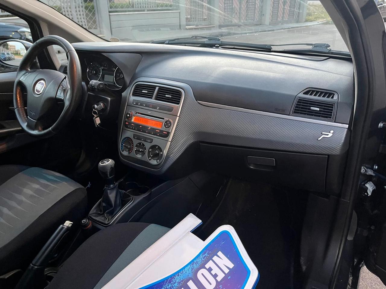 Fiat Grande Punto 1.3 MJT 75 CV 5 porte Dynamic