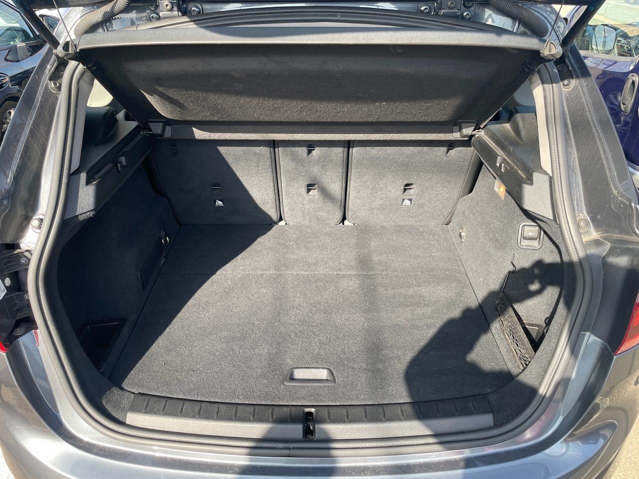 Bmw 218d Active Tourer Luxury auto