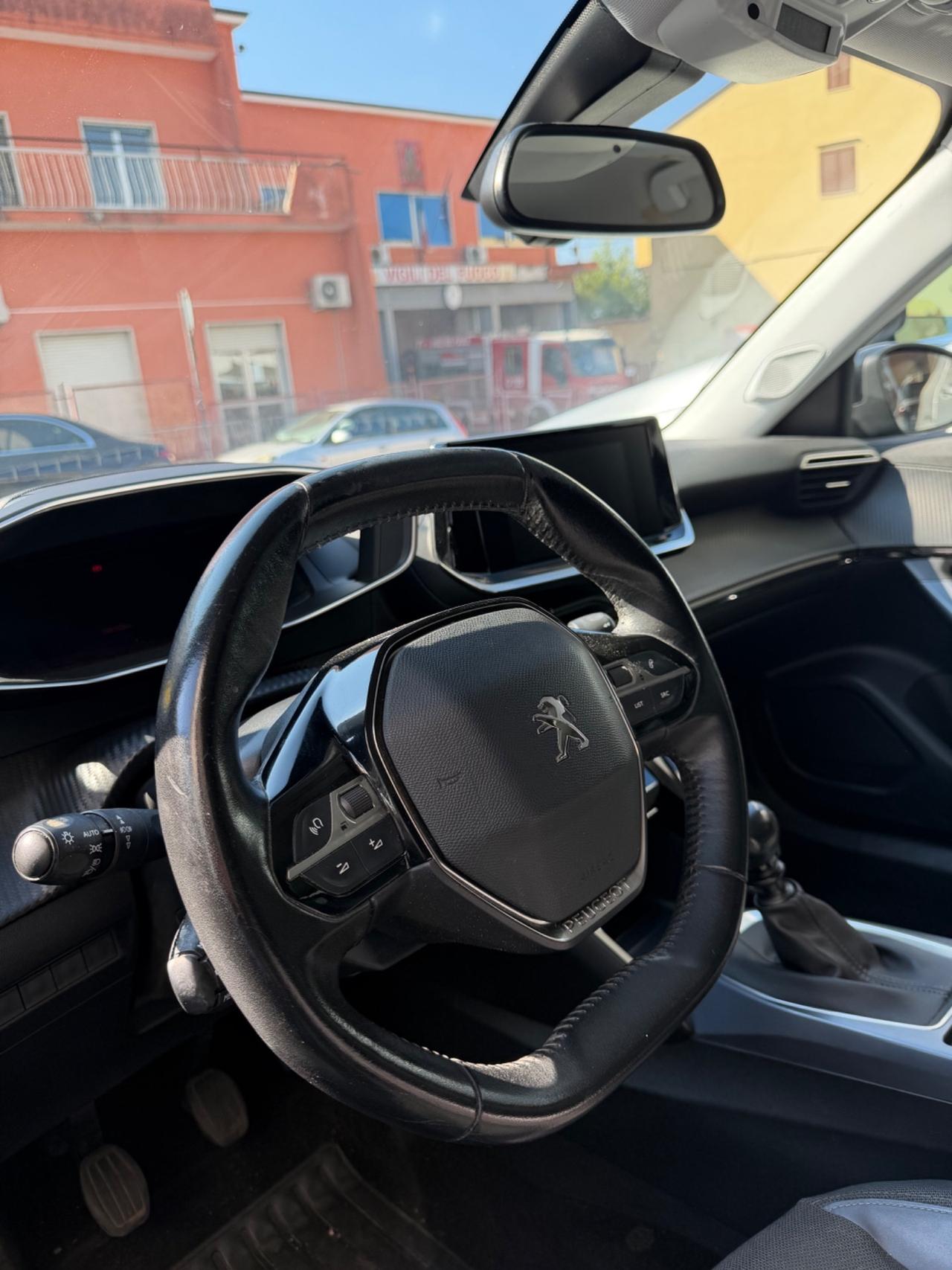 Peugeot 2008 PureTech Turbo 130 S&S Allure