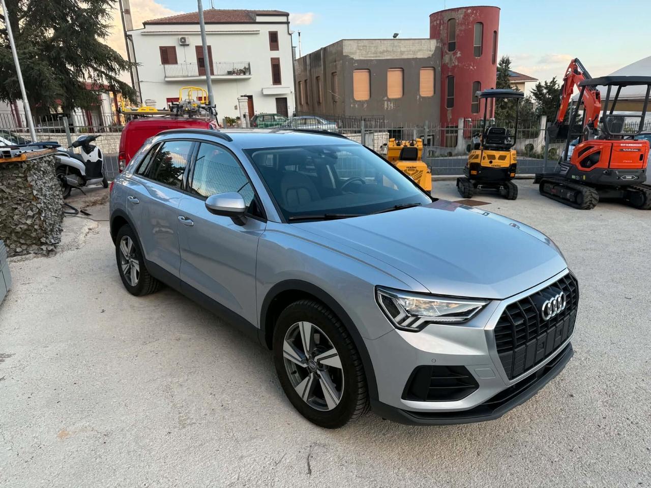 Audi Q3 35 TDI S tronic Business Advanced FULL OPTIONAL