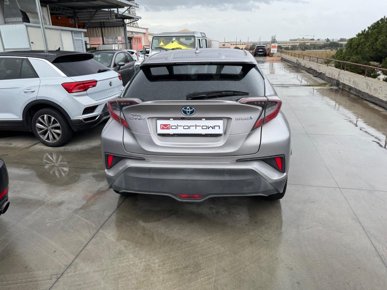 Toyota C-HR 1.8 Hybrid E-CVT Lounge