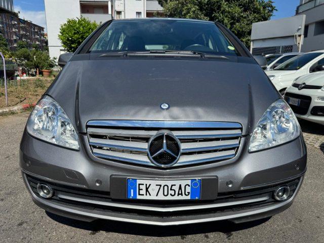 MERCEDES-BENZ A 180 CDI Elegance