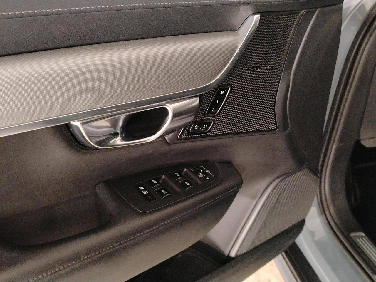 Volvo V90 Cross Country 2.0 b5 Ultimate awd