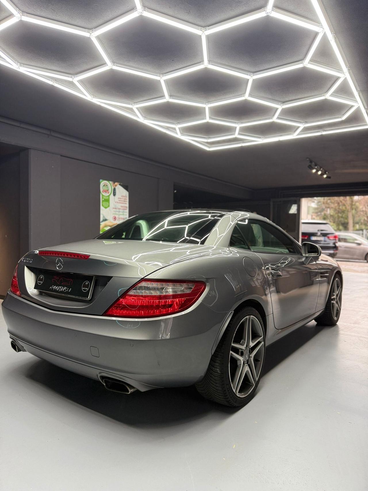 Mercedes-benz SLK 200 CGI Premium