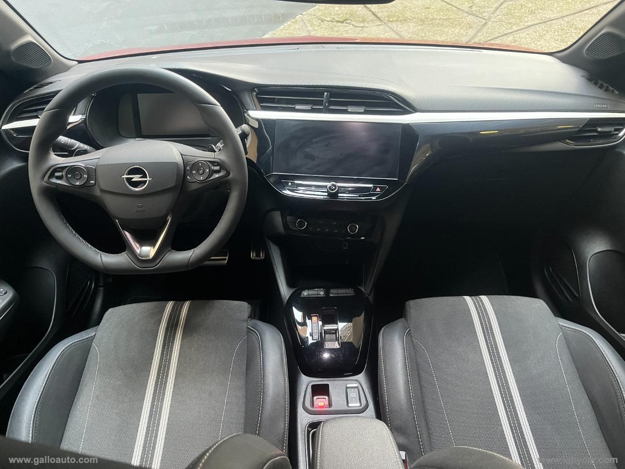 OPEL Corsa 1.2 100 CV aut. YES