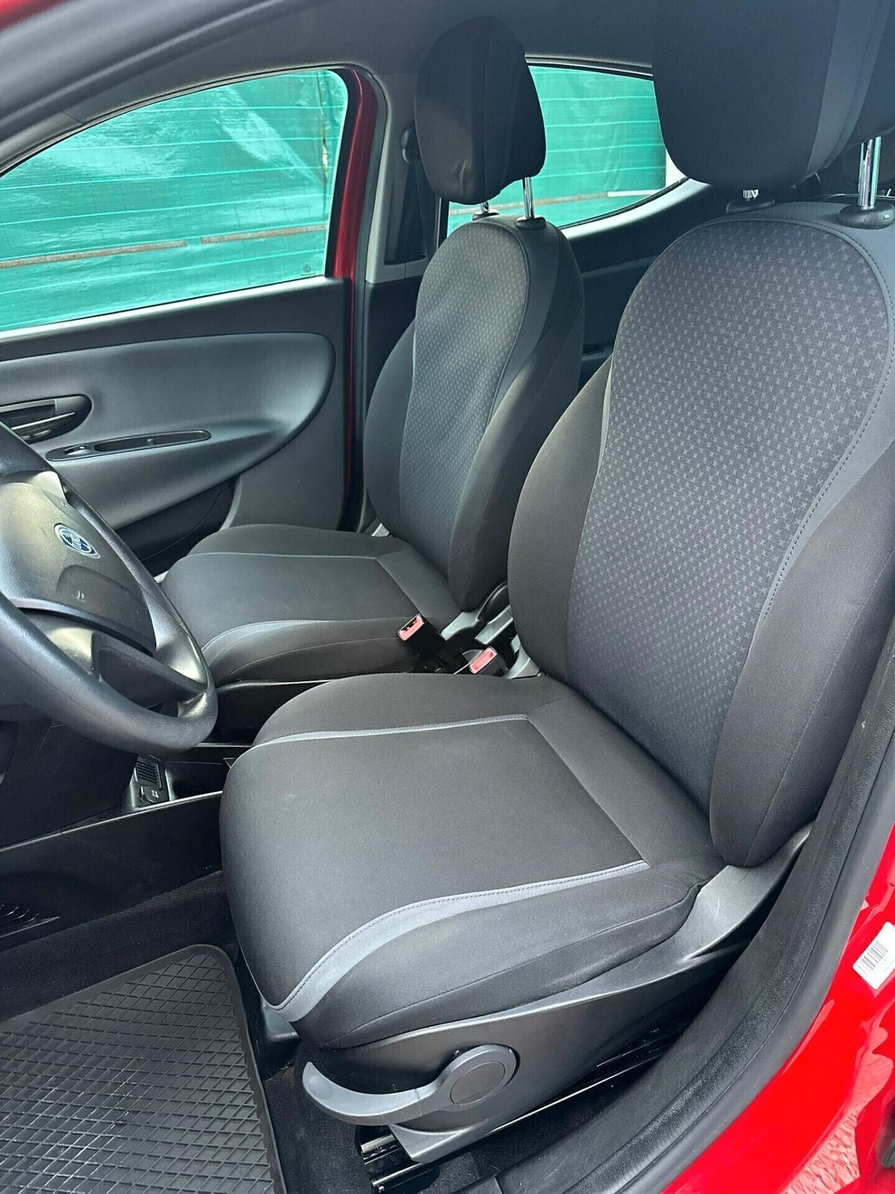 Lancia Ypsilon ANNO 2019 1.2 ECOCHIC GPL DI SERIE