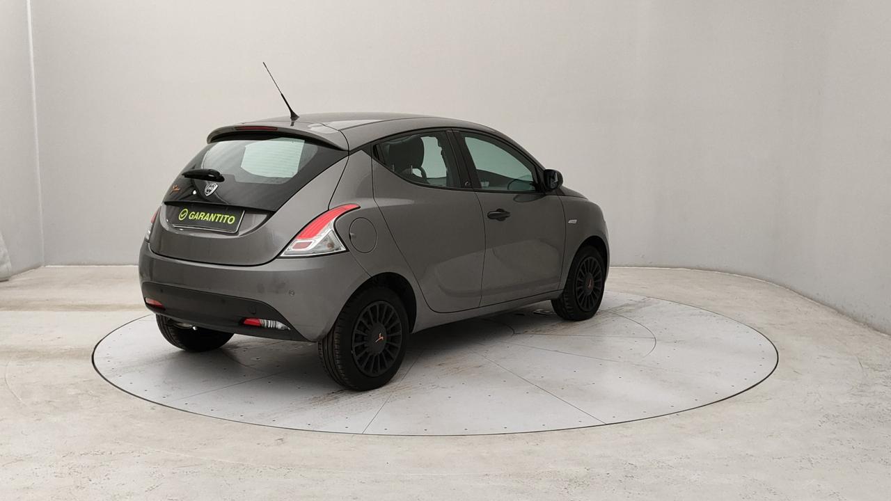 LANCIA Ypsilon III 2015 - Ypsilon 1.2 Gold s&s 69cv my19