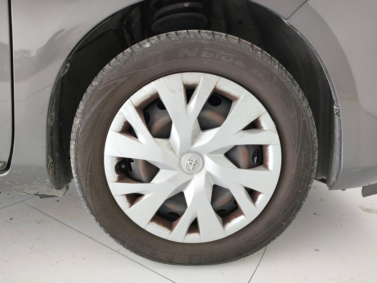 TOYOTA Yaris III 2017 - Yaris 5p 1.5h Active my18