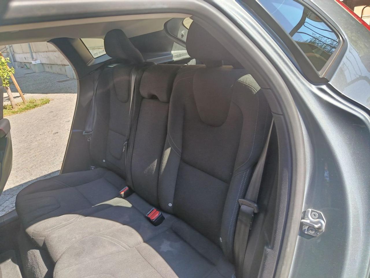 Volvo V40 Business 2.0 D2 #10316