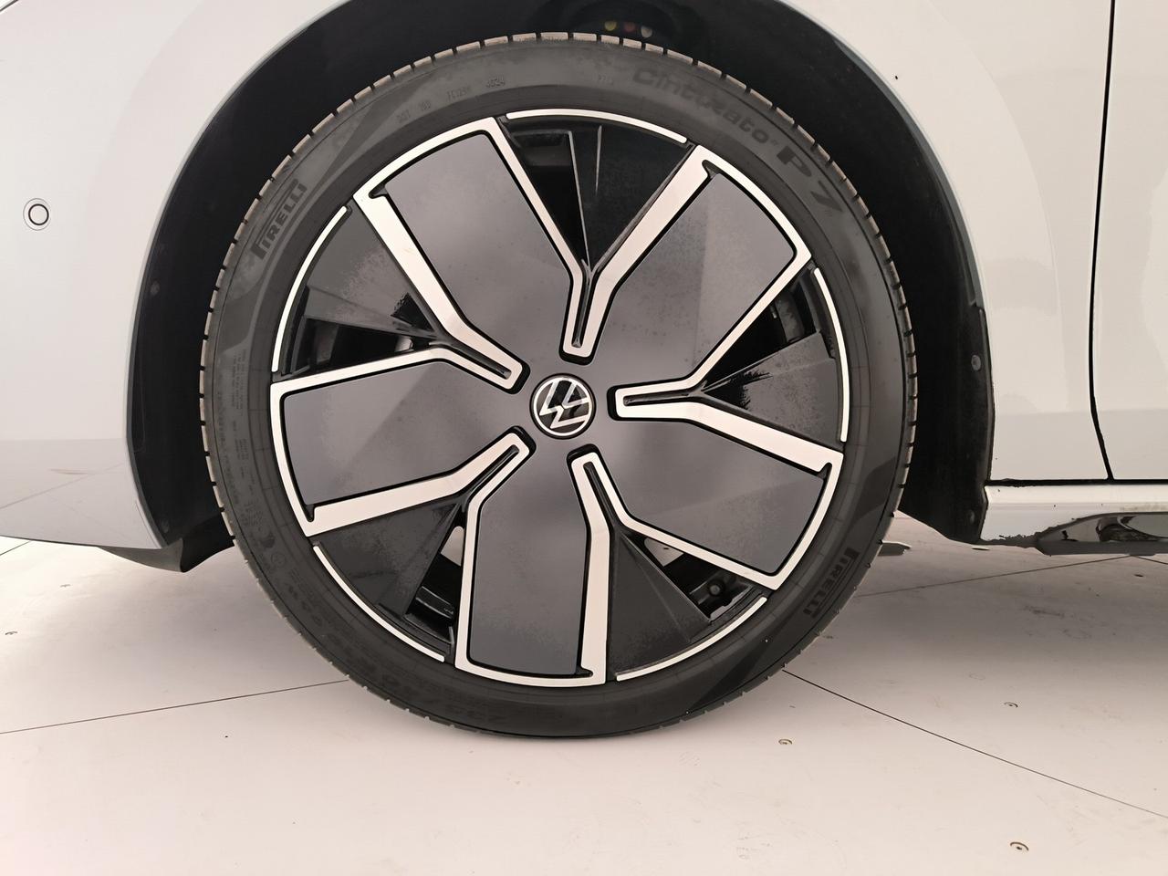 Volkswagen Passat 2.0 tdi scr r-line plus 150cv dsg