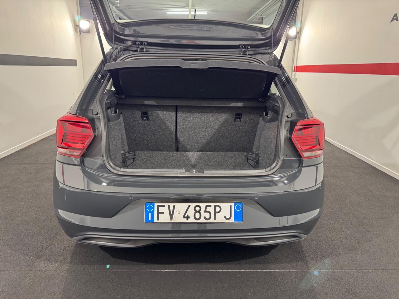 Volkswagen Polo BLUEMOTION TECHNOLOGY, SENSORI ANT & POS, RICARICA WIRELESS, APLLECARPLAY ANDROI