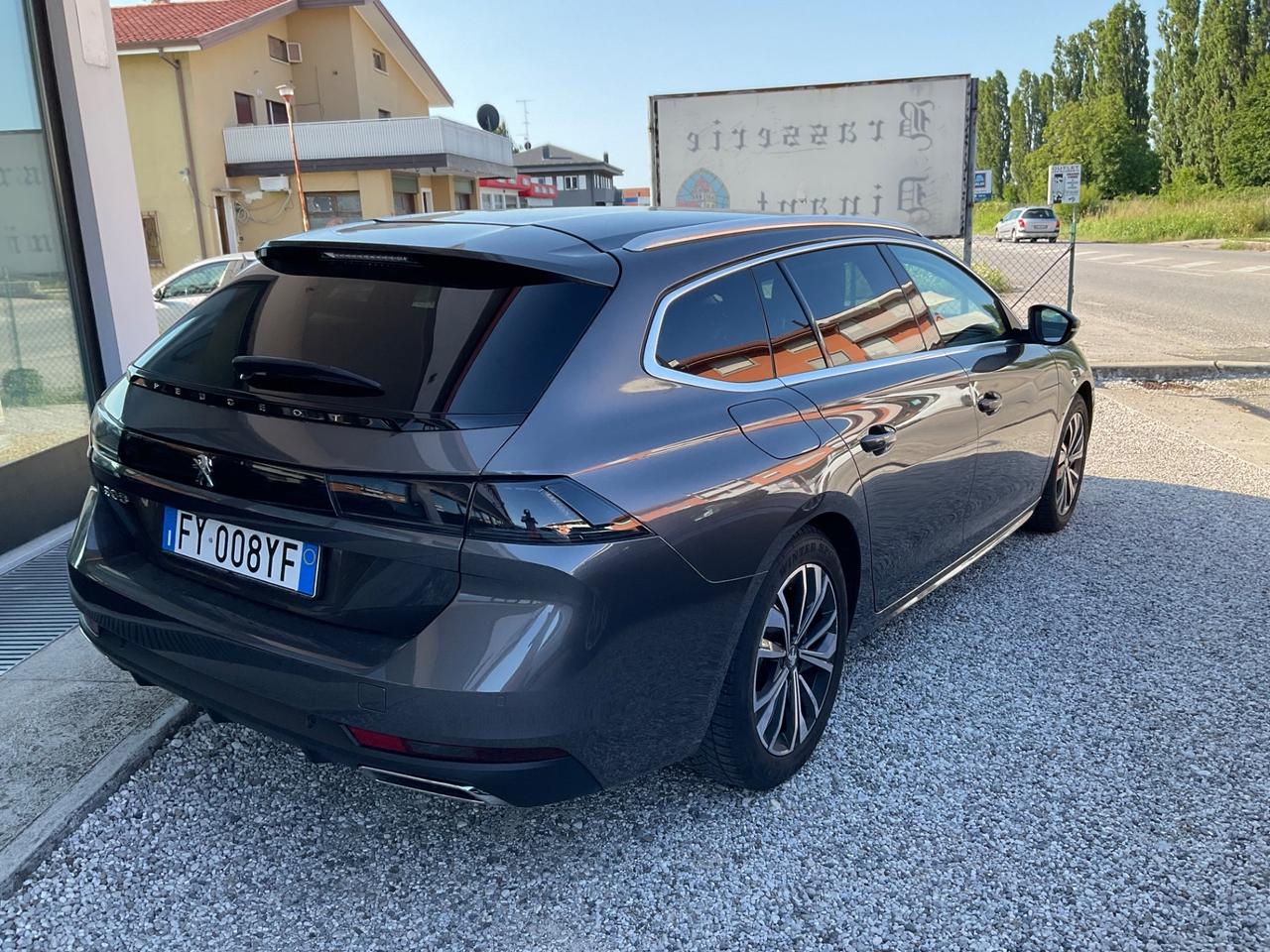 Peugeot 508 BlueHDi 130 Stop&Start EAT8 SW Allure