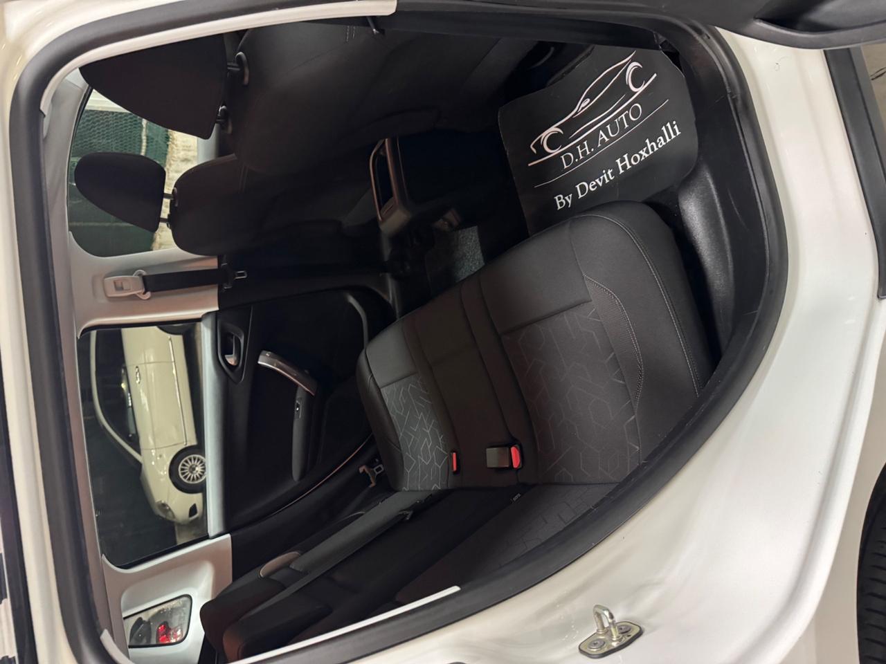 Peugeot 2008 1.4 HDi 68CV Active