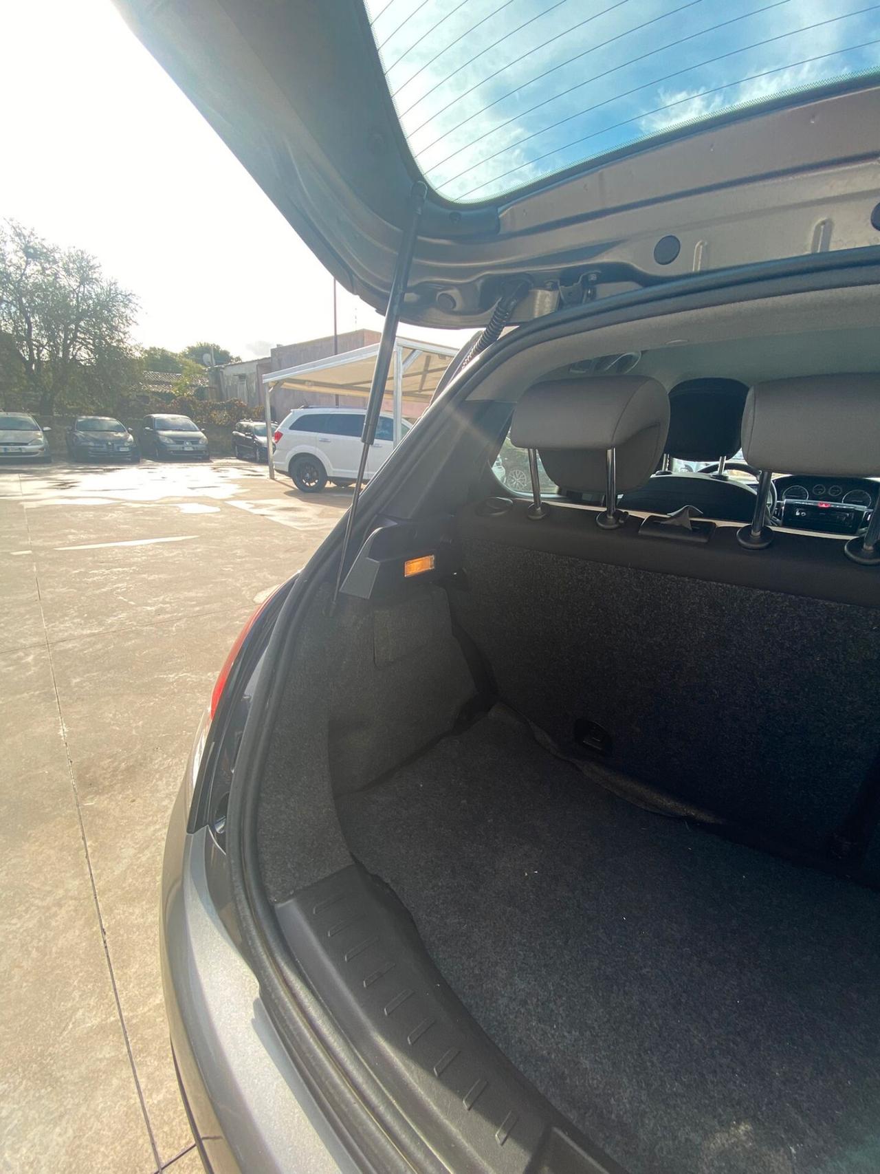 Lancia Ypsilon 1.2 69 CV 5 porte GPL Ecochic Elefantino