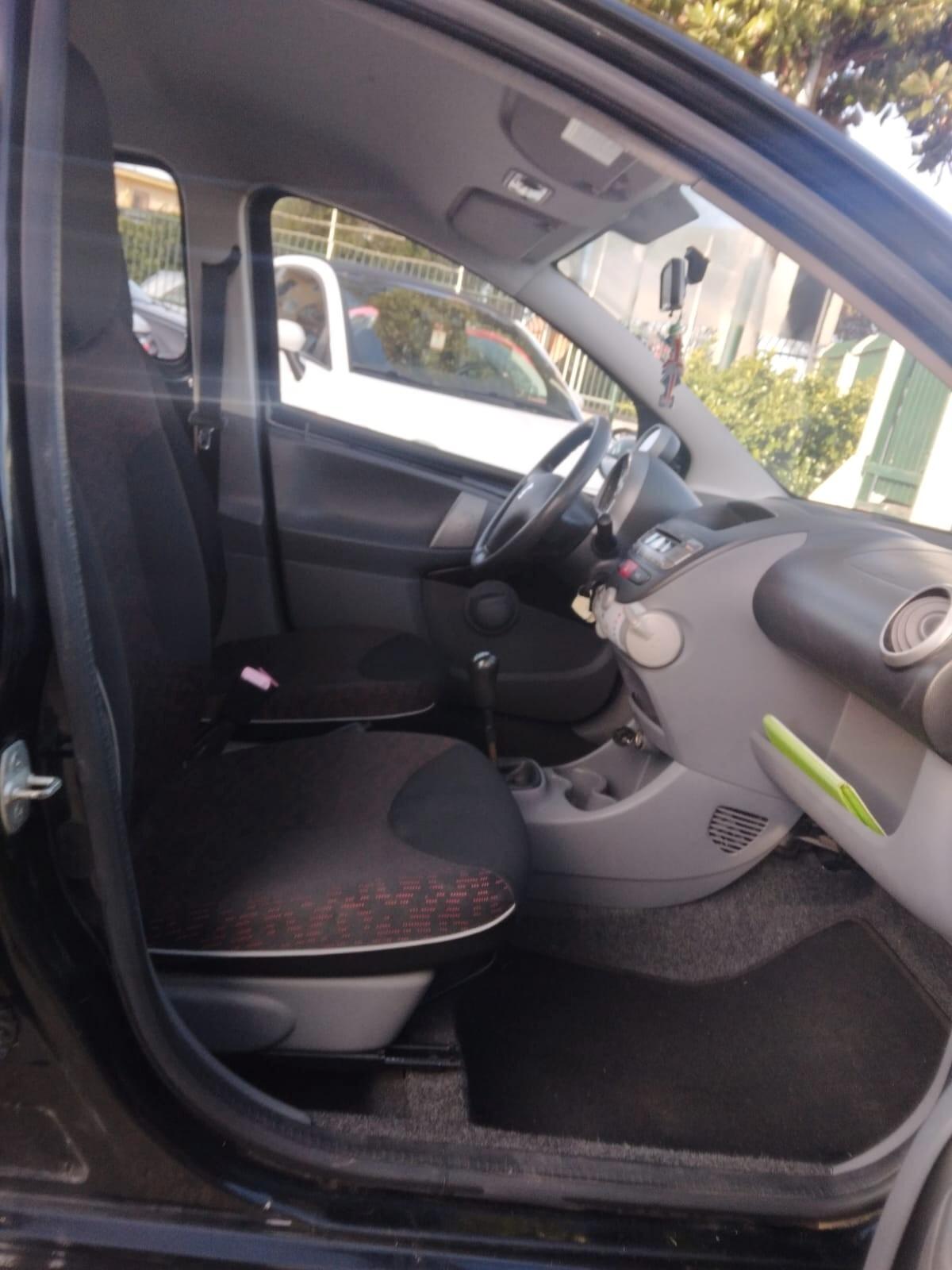 Peugeot 107 1.0 benzina 2009