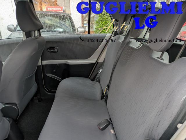 TOYOTA Yaris 1.3 5 porte Sol NEOPATENTATI