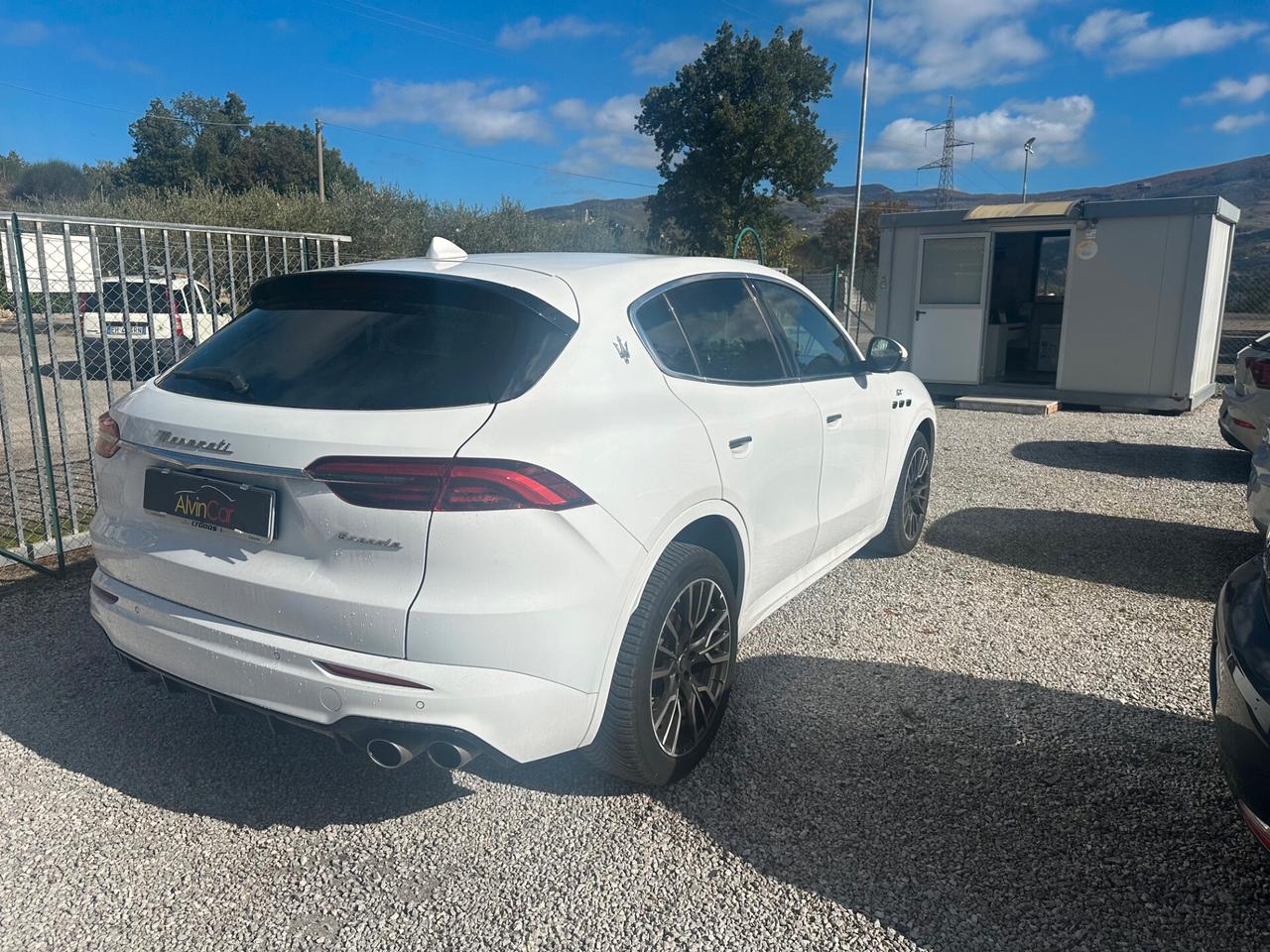 Maserati Grecale MHEV 300 CV AWD GT