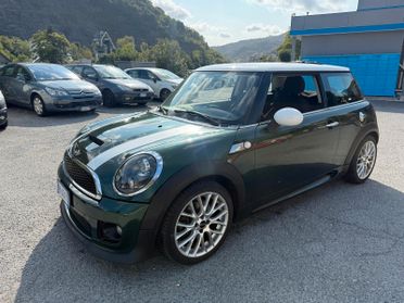 Mini Cooper S Coupe 1.6 John Works Coupé