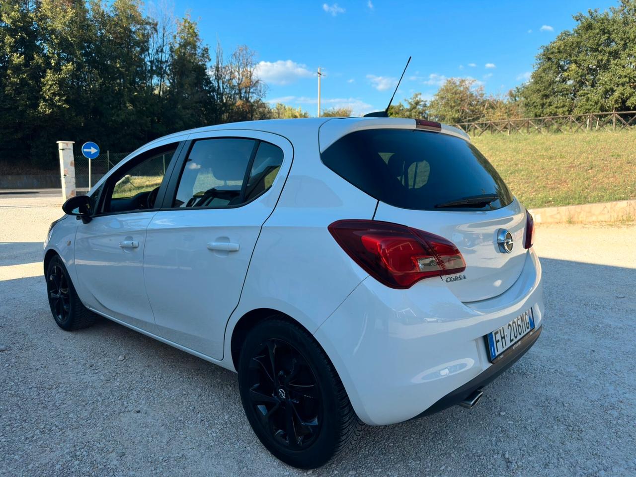 Opel Corsa 1.4 90CV GPL Tech 5 porte Advance
