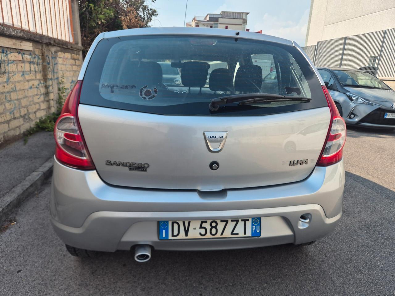 DACIA SANDERO 1.4 GPL ACCESSORIATA DI TUTTO 2010