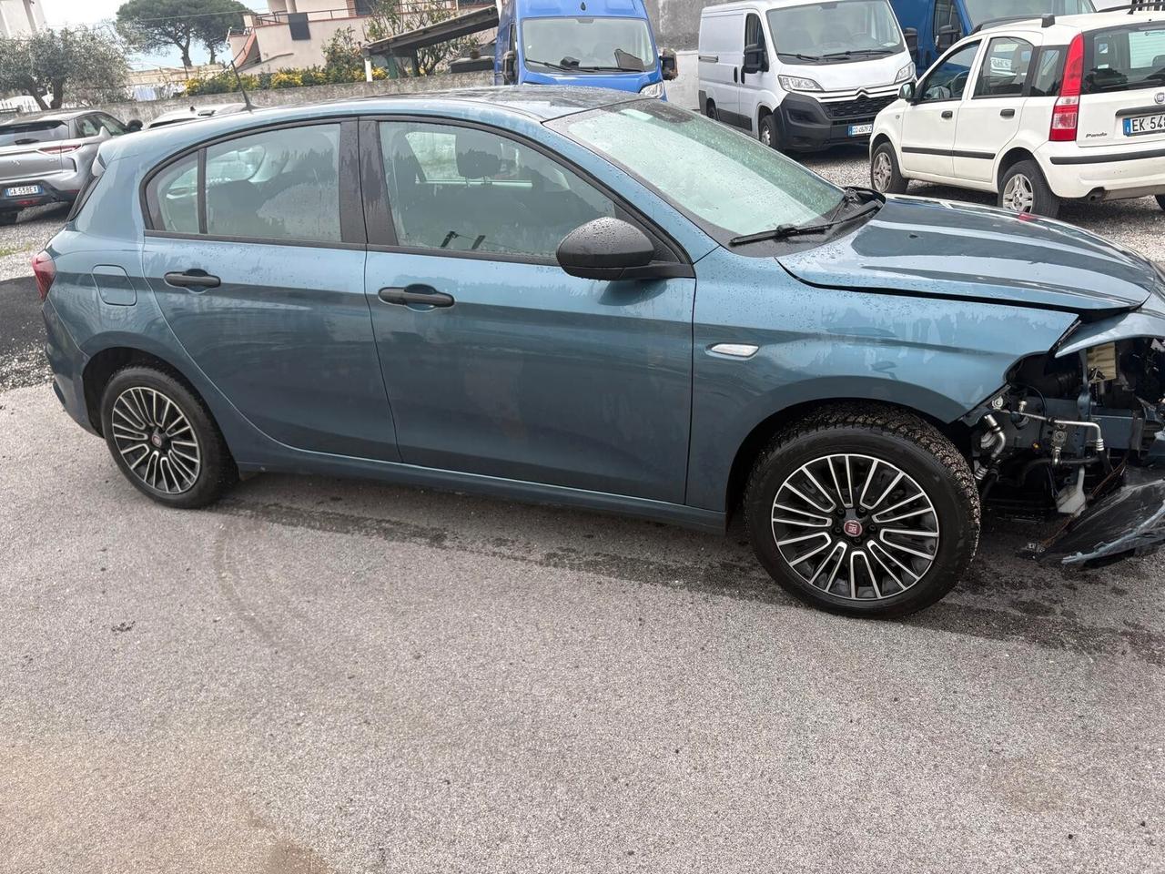 Fiat Tipo 1.6 Mjt 5 porte sinistrata 2024