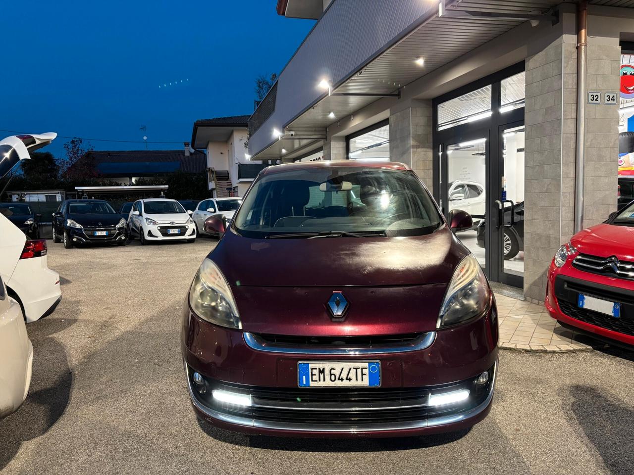 Renault Scenic 1.6 Diesel 7 posti Neopatentati