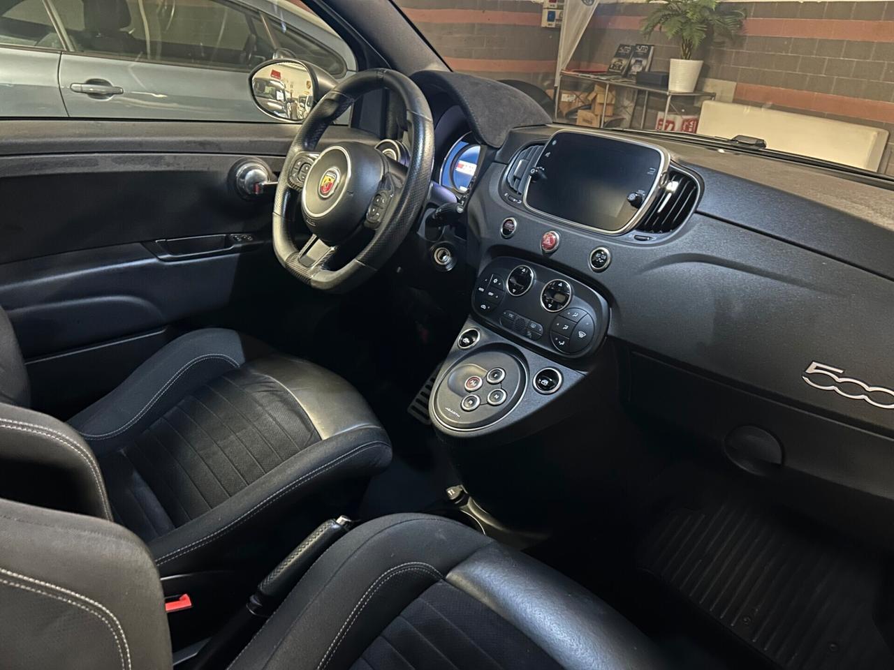 Abarth 595 1.4 Turbo T-Jet 180 CV Competizione