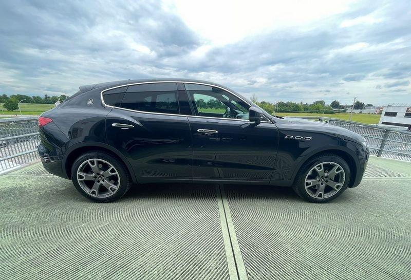 Maserati Levante V6 Diesel 250 CV AWD Q4