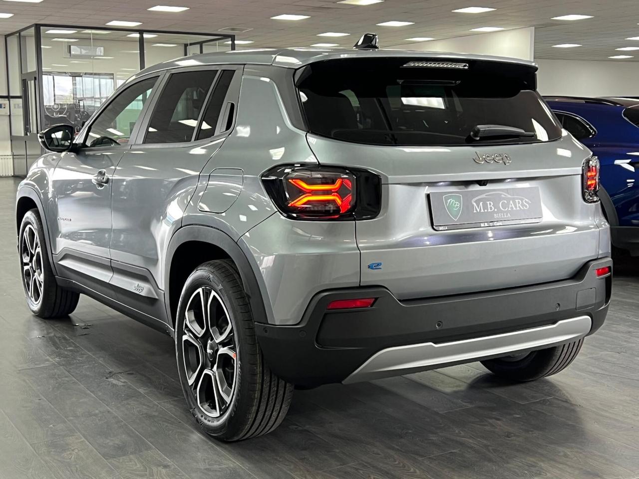 Jeep Avenger Summit fwd 156cv auto