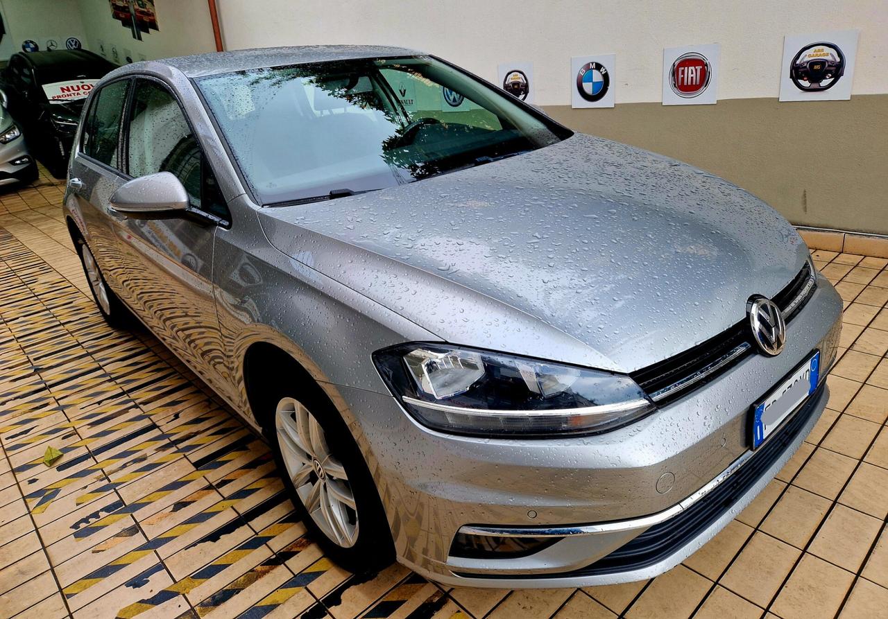 Volkswagen Golf 1.0 TSI 110 CV 5p. Trendline BlueMotion Technology