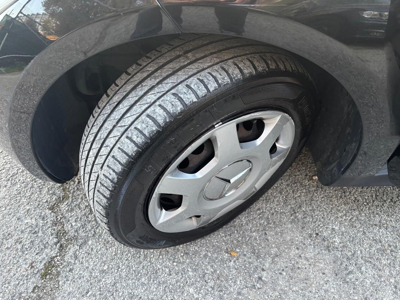 Mercedes Classe A 160 1.5 benzina OK NEOPATENTATI