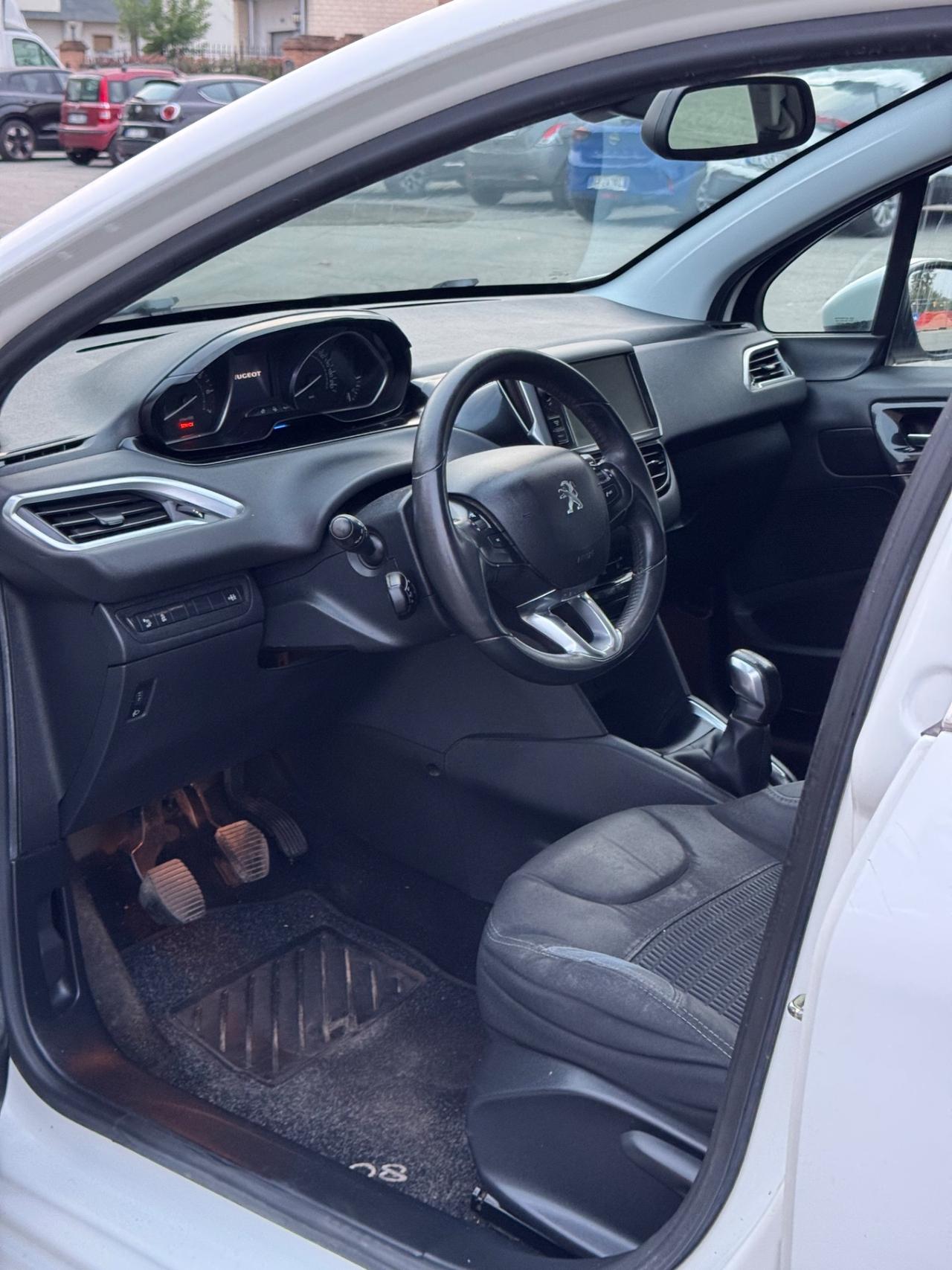 Peugeot 208 1.2 VTi 82 CV 5 porte Allure