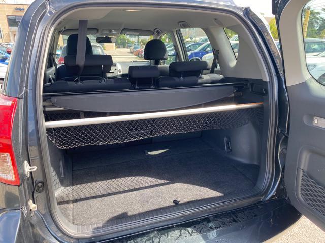 TOYOTA RAV 4 2.2 D-4D 136 CV DPF Sol