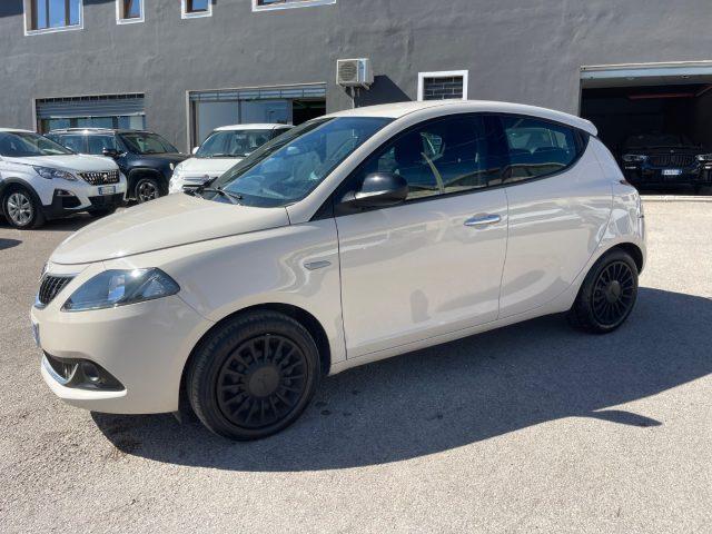 LANCIA Ypsilon 1.0 FireFly 5 porte Hybrid